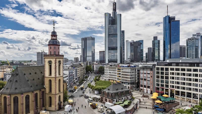 frankfurt shopping street