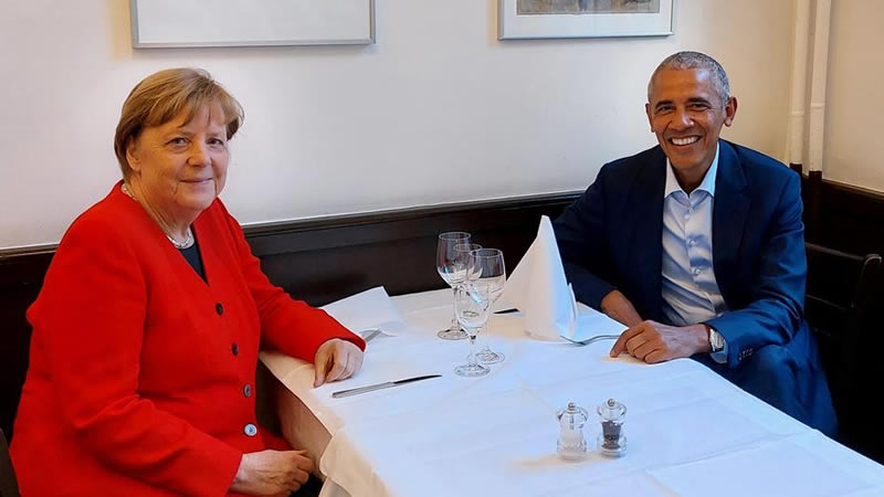 奥巴马在柏林与默克尔共进晚餐